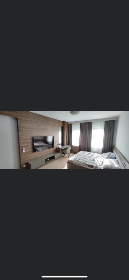 Hotel Rile Men Blue Nis Exterior foto